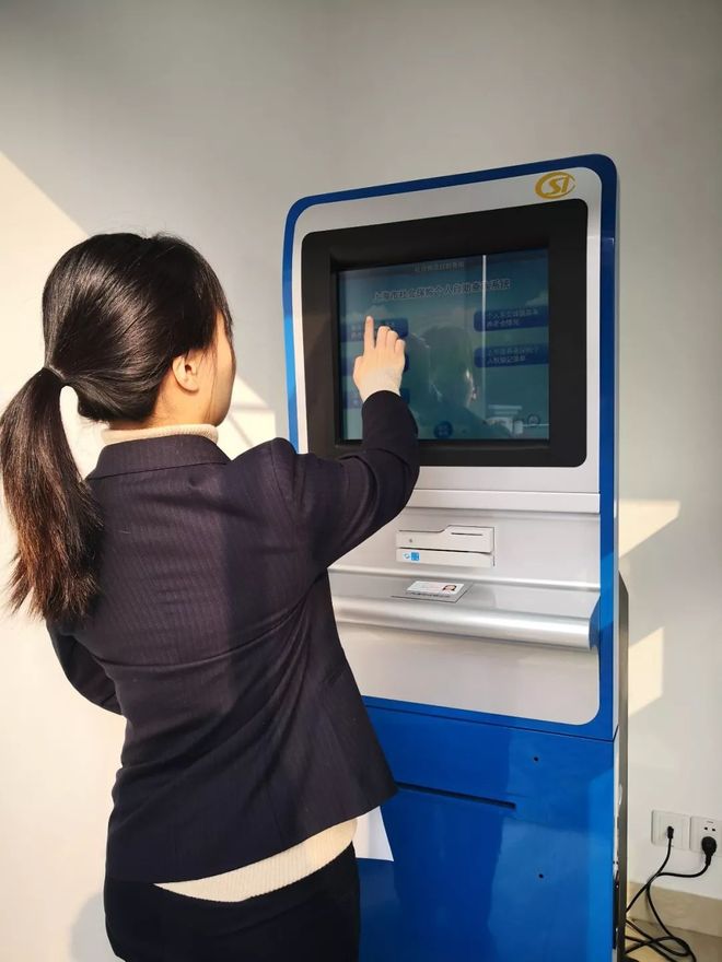 24小时套医保卡回收(24小时套医保卡回收什么意思)